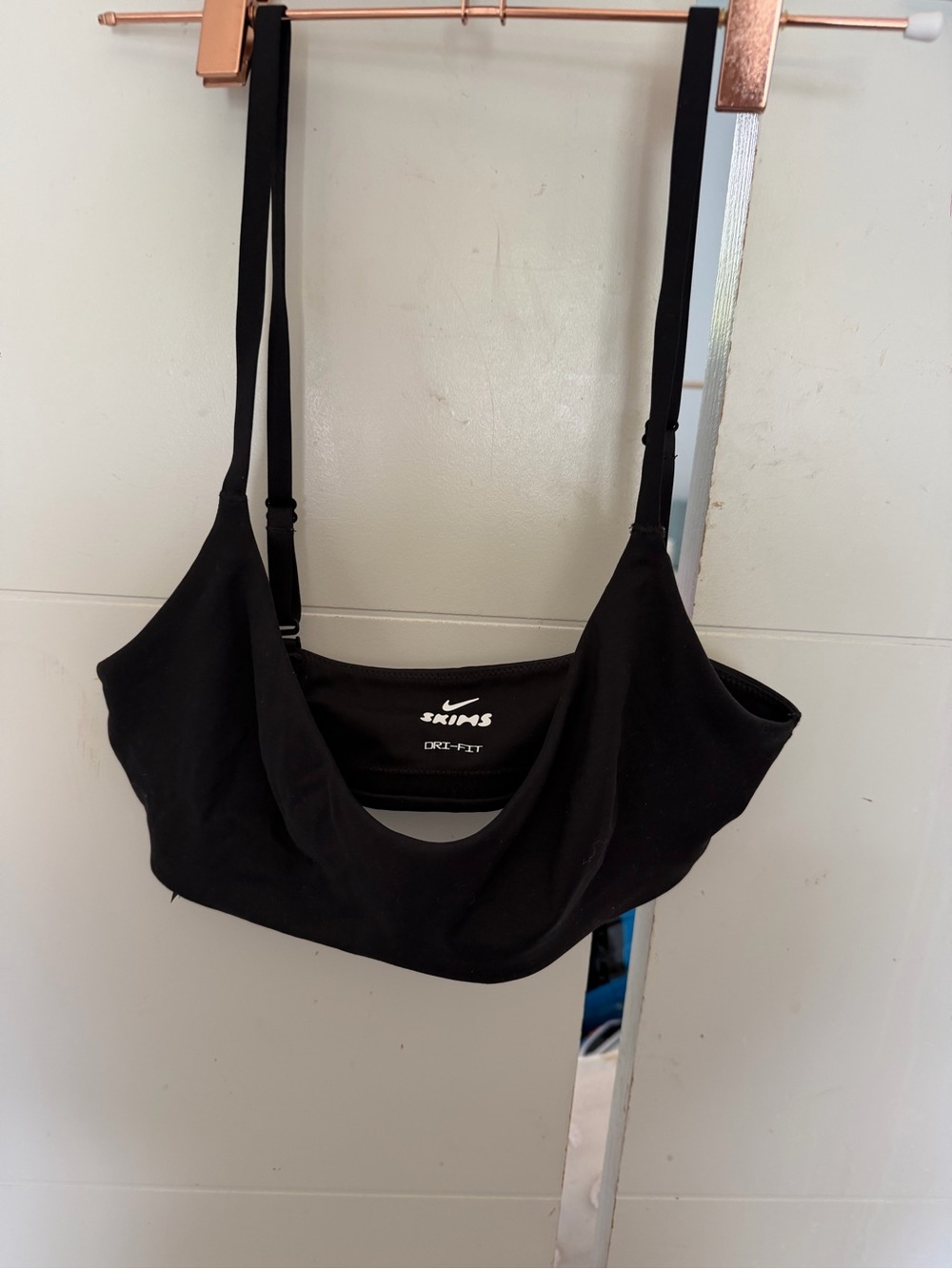 skims x nike bra M